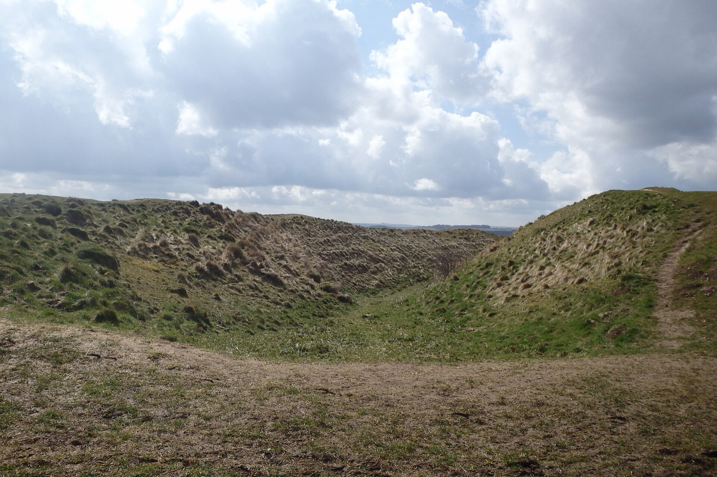 Barbury Castle — an Iron Age hillfort over the same chalk.